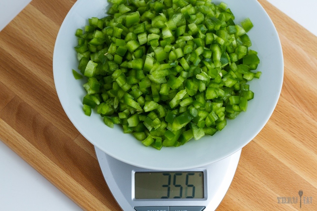 Bring freshness to the trail with dehydrated green bell peppers 355 grams of diced green bell pepper